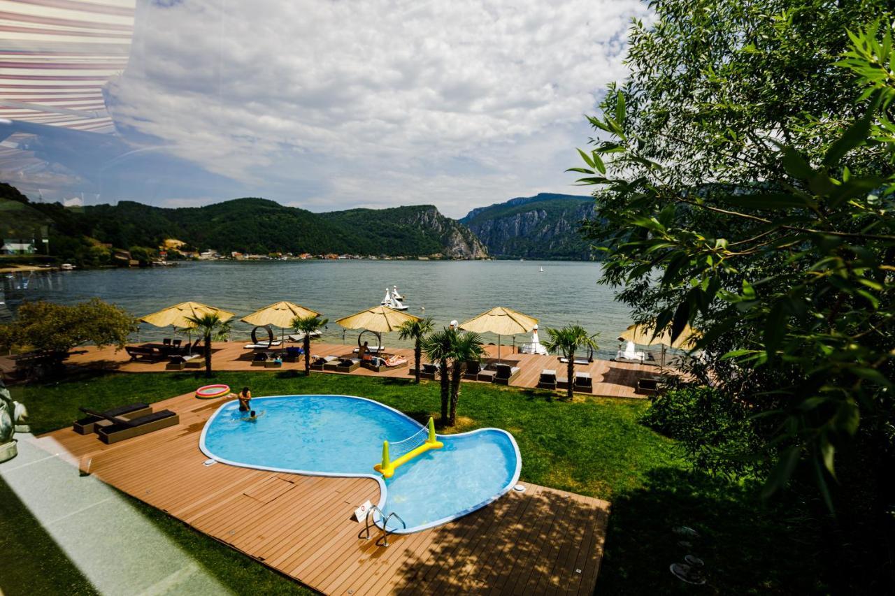 Pensiunea Decebal Resort - Cazanele Dunarii Dubova Exterior photo