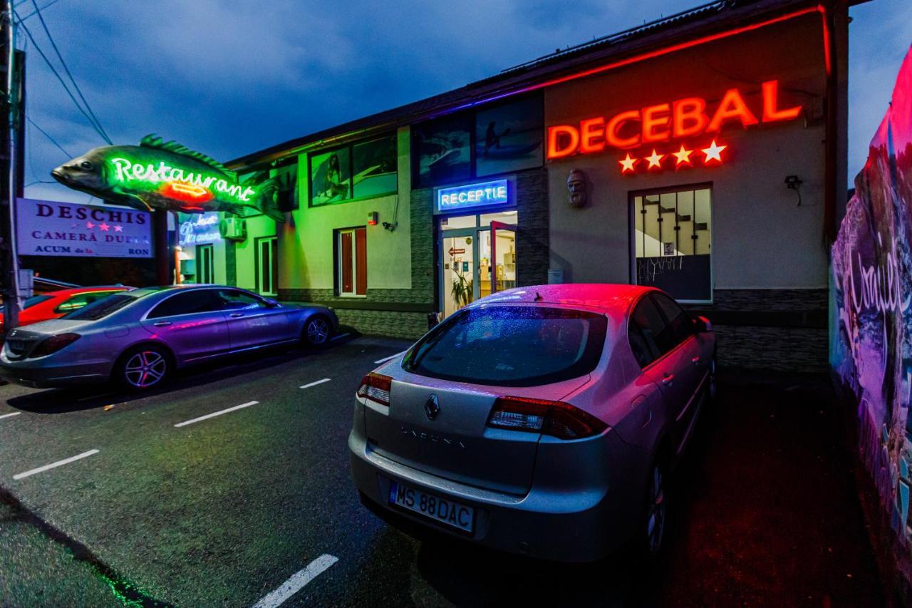 Pensiunea Decebal Resort - Cazanele Dunarii Dubova Exterior photo
