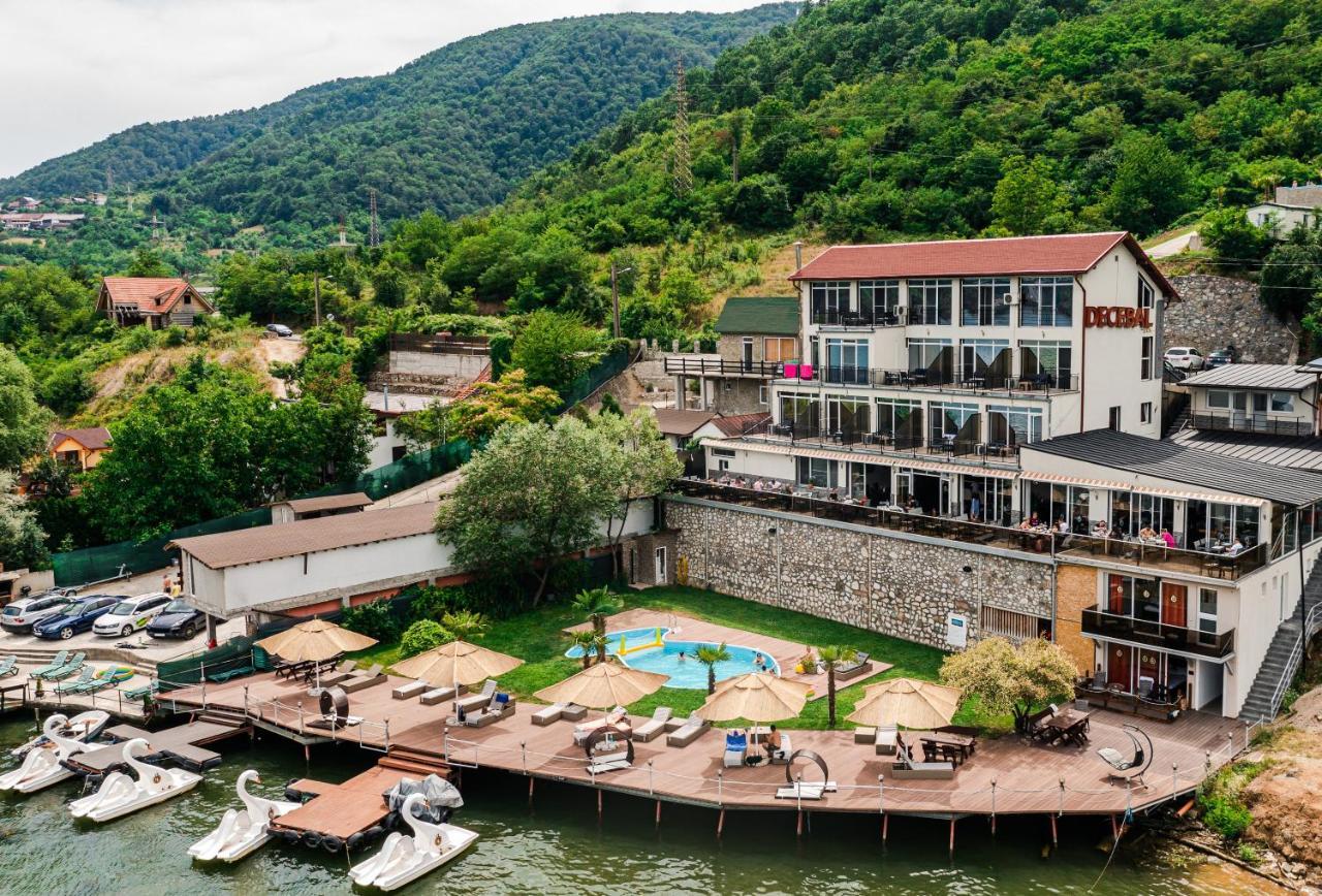 Pensiunea Decebal Resort - Cazanele Dunarii Dubova Exterior photo